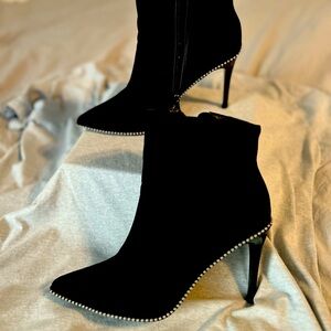 Black suede Ankle Boots